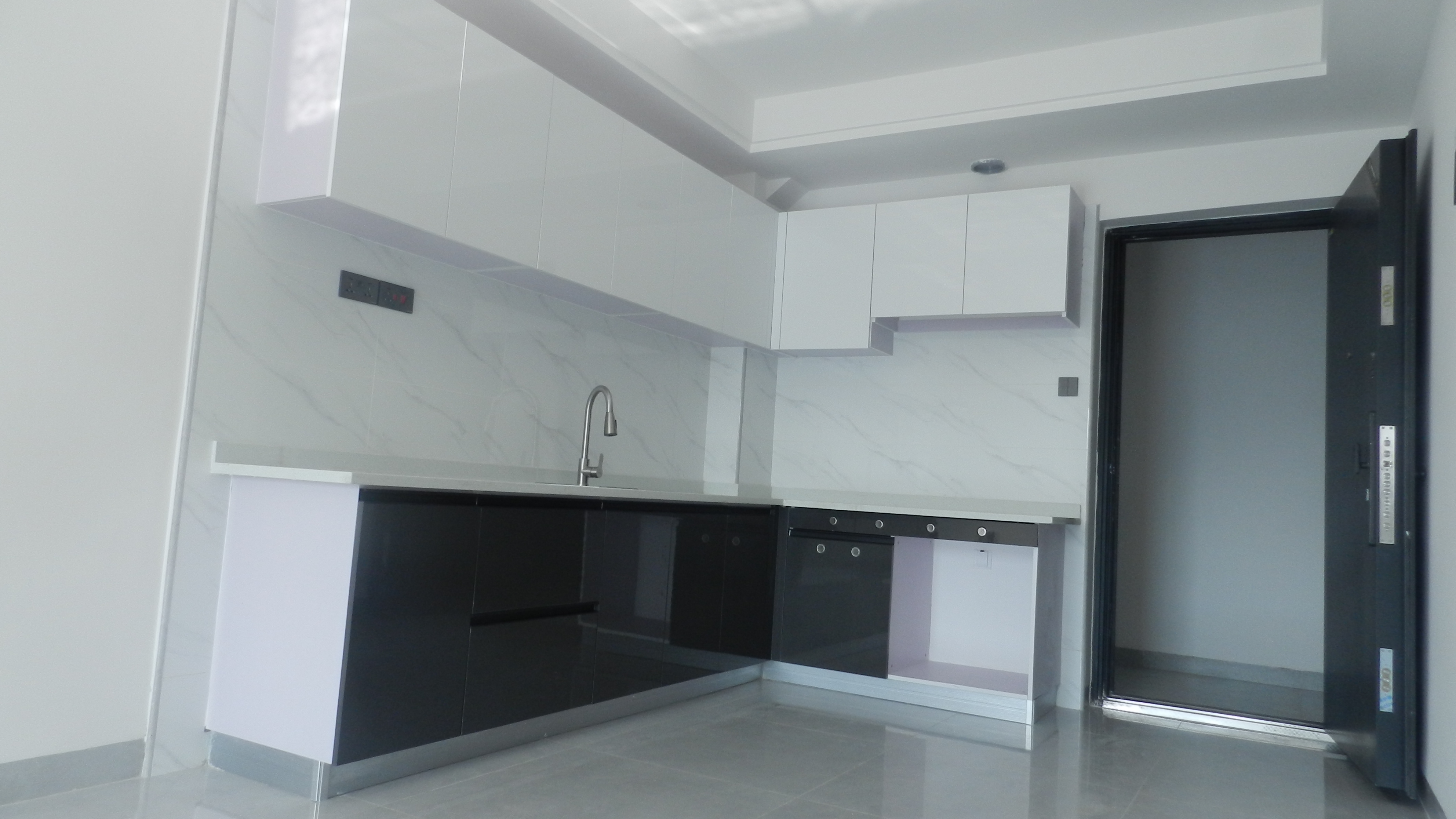 2 Bedroom Apartment in Kilimani, Kilimani, Kenya - Photo 2
