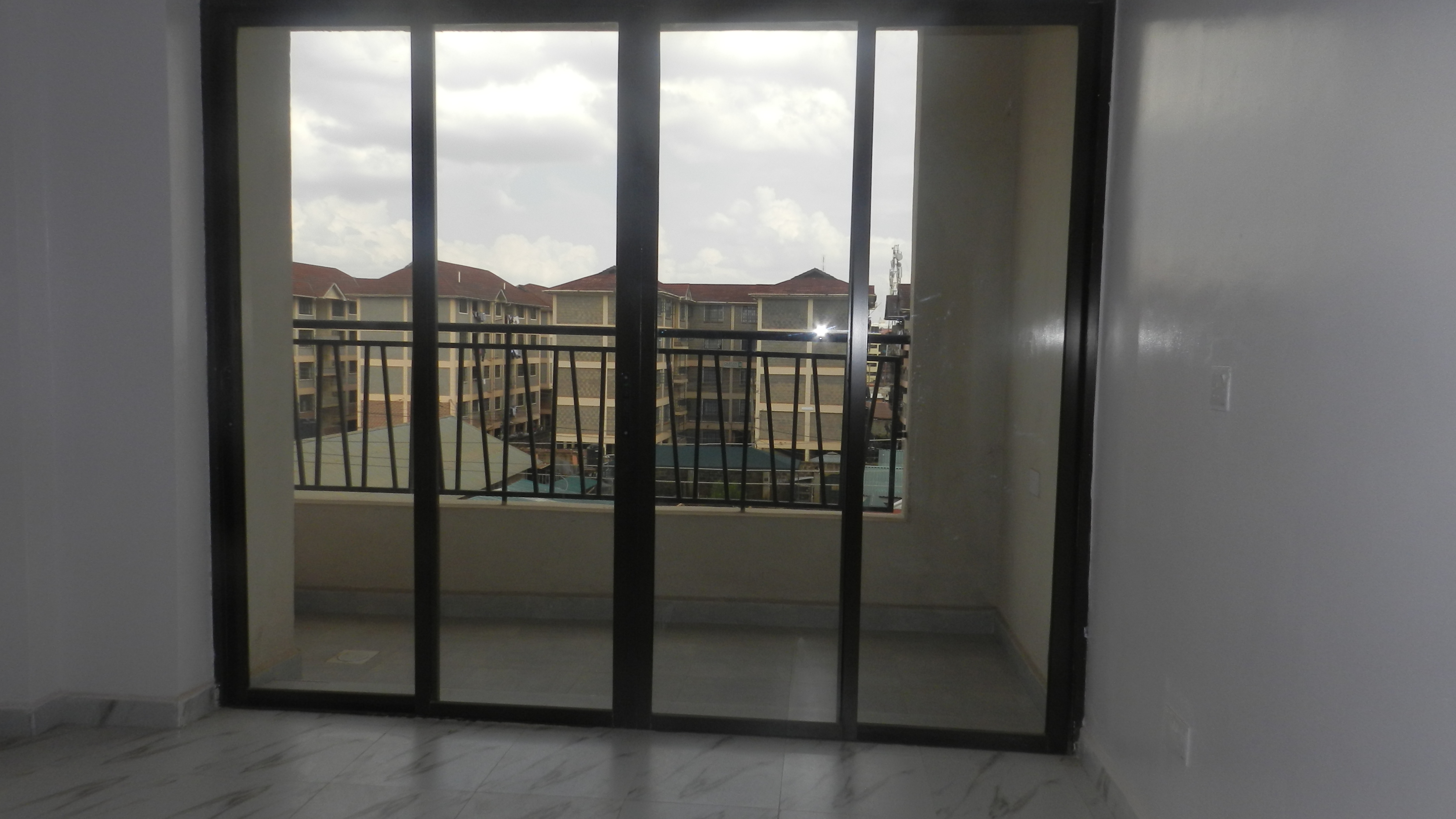 2 Bedroom Apartment in Ngando, Ngando, Kenya - Photo 2